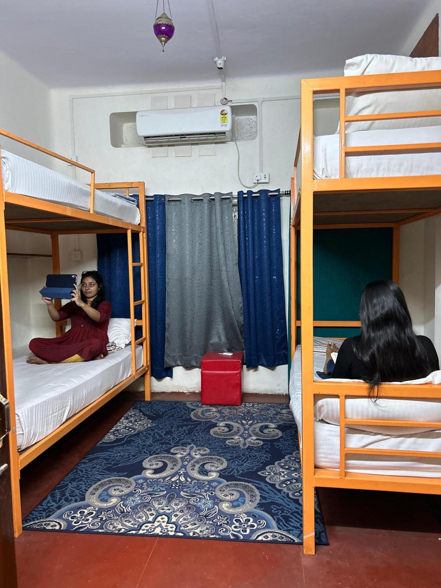 Inka Kashi Hostel Varanasi Eksteriør bilde