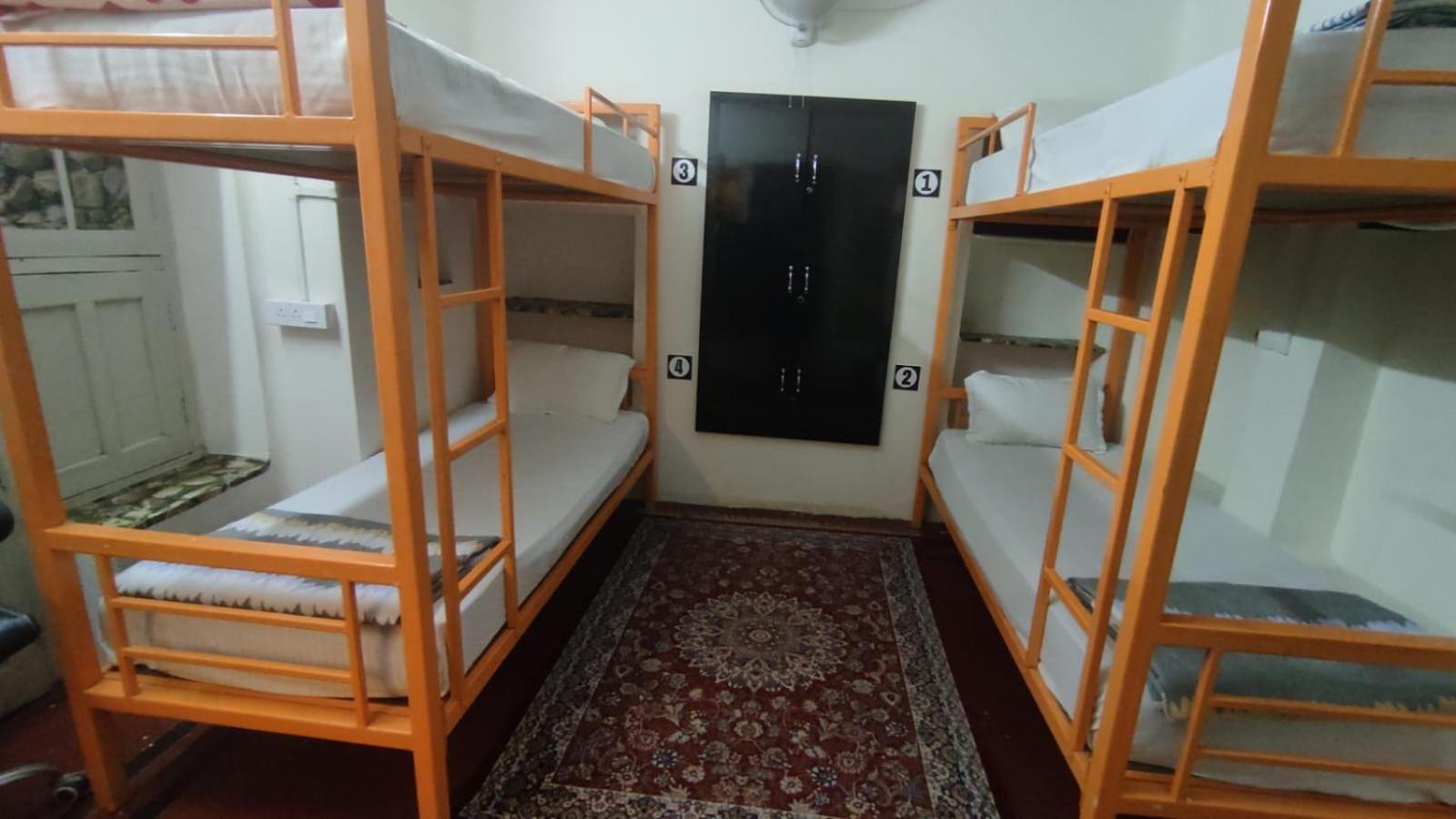 Inka Kashi Hostel Varanasi Eksteriør bilde