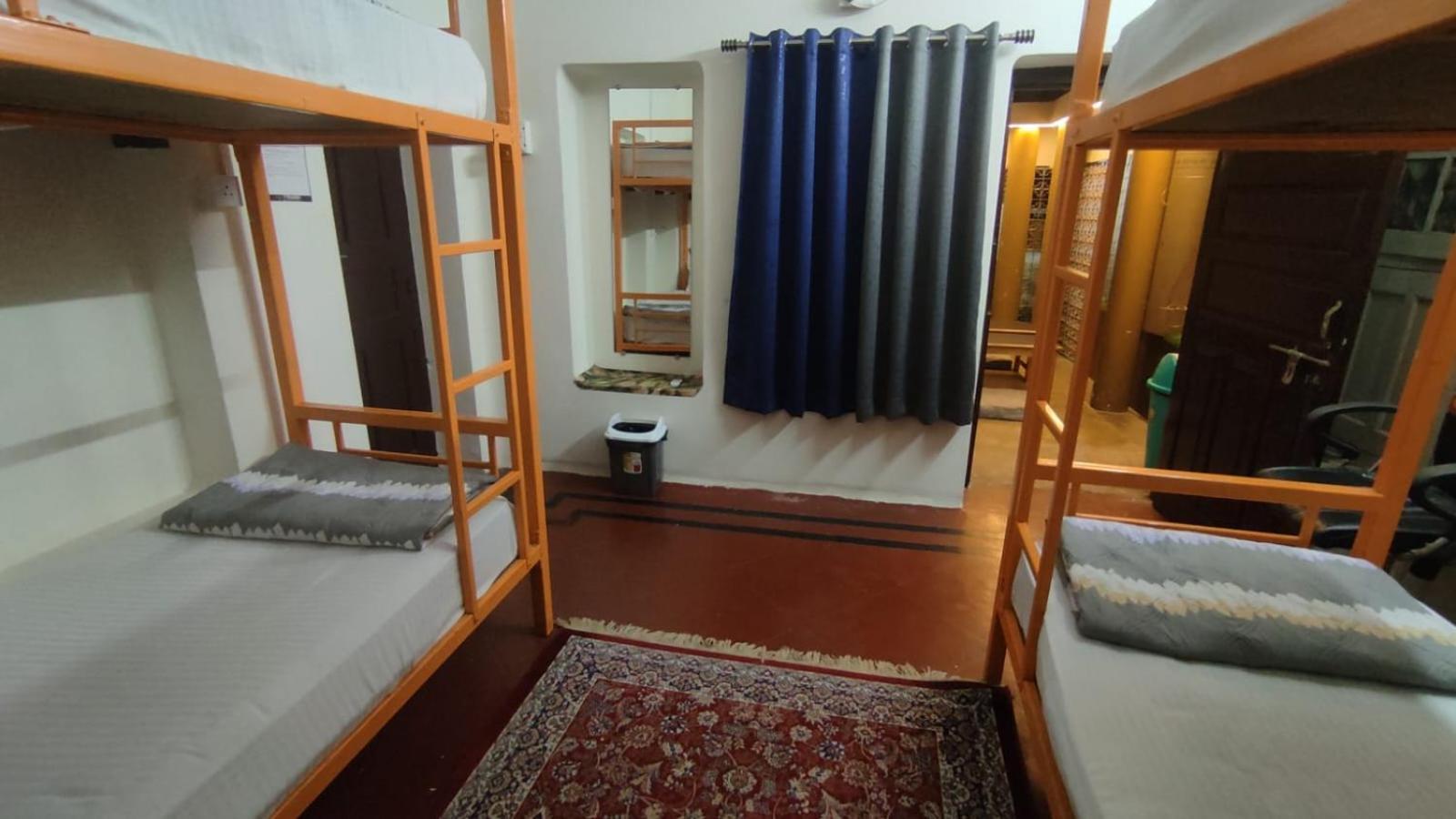 Inka Kashi Hostel Varanasi Eksteriør bilde