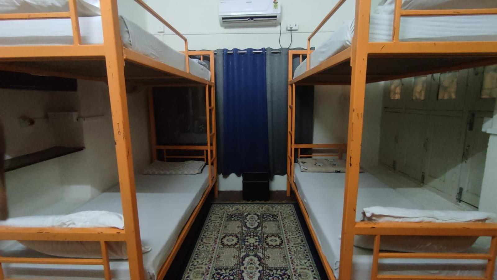 Inka Kashi Hostel Varanasi Eksteriør bilde